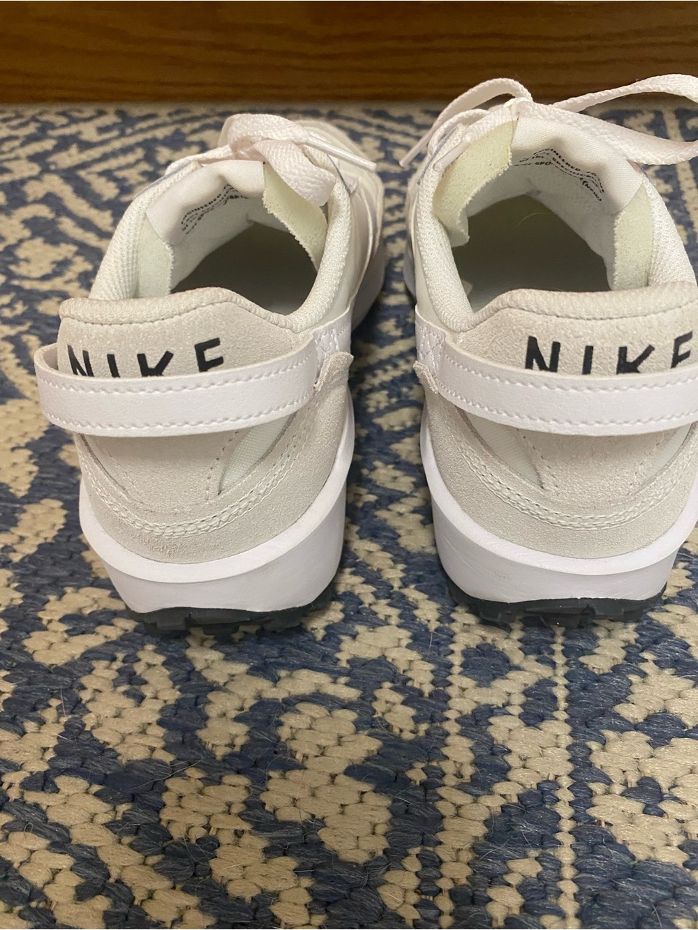 Nike Women’s Waffle Debut Sneakers - Picture 5 of 6